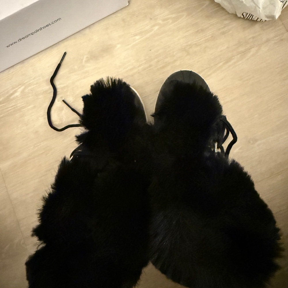 Dream Pairs Black and White Winter Boots - Picture 3 of 5